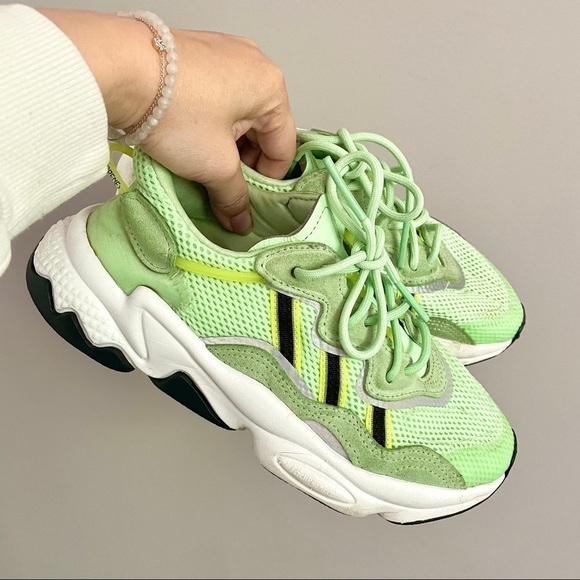 ADIDAS Ozweego J Glow Mint Neon Green Sneakers - 5.5/6US, hard to find! - Picture 2 of 9